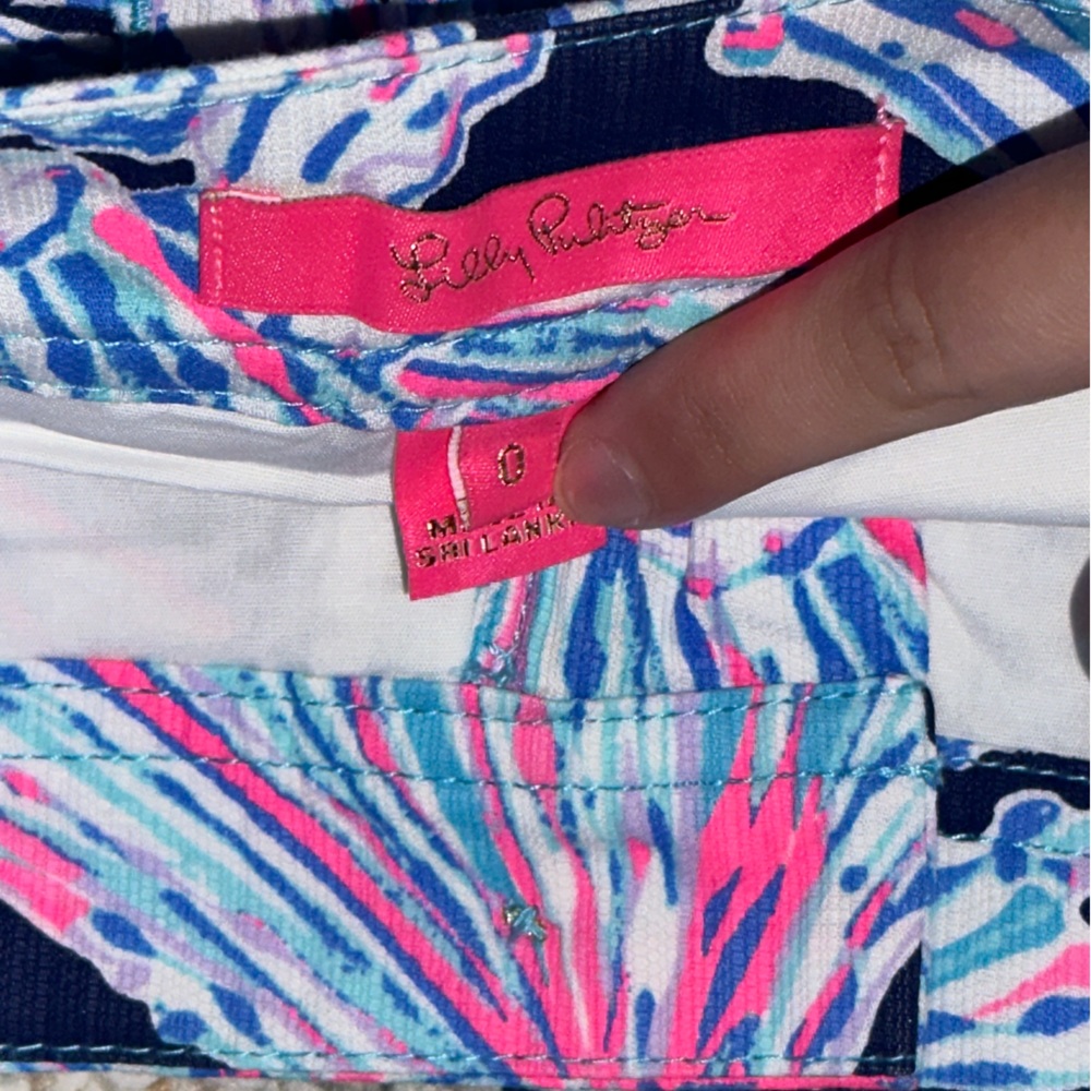 Lilly Pulitzer Navy Pattern Skort With Scalloped Hem Women 0 - Picture 3 of 4